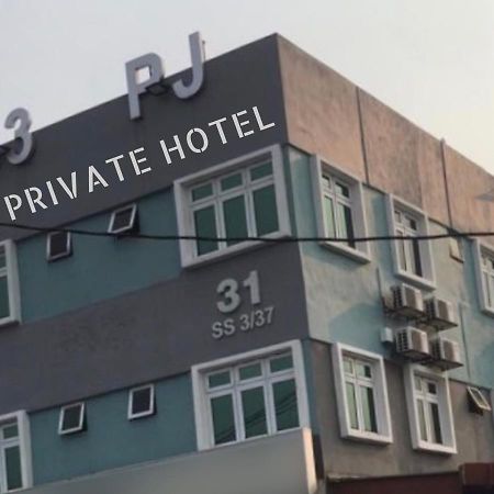 Lux Private Hotel Petaling Jaya Exterior foto